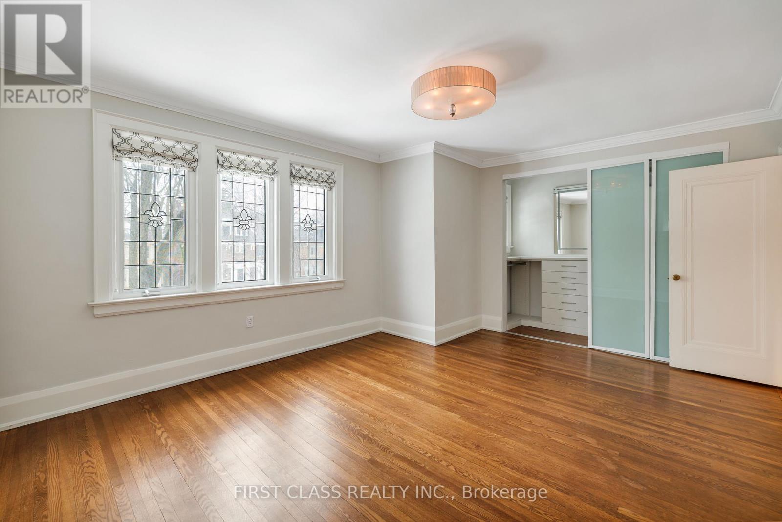 80 Douglas Drive, Toronto, Ontario  M4W 2B4 - Photo 35 - C12810510