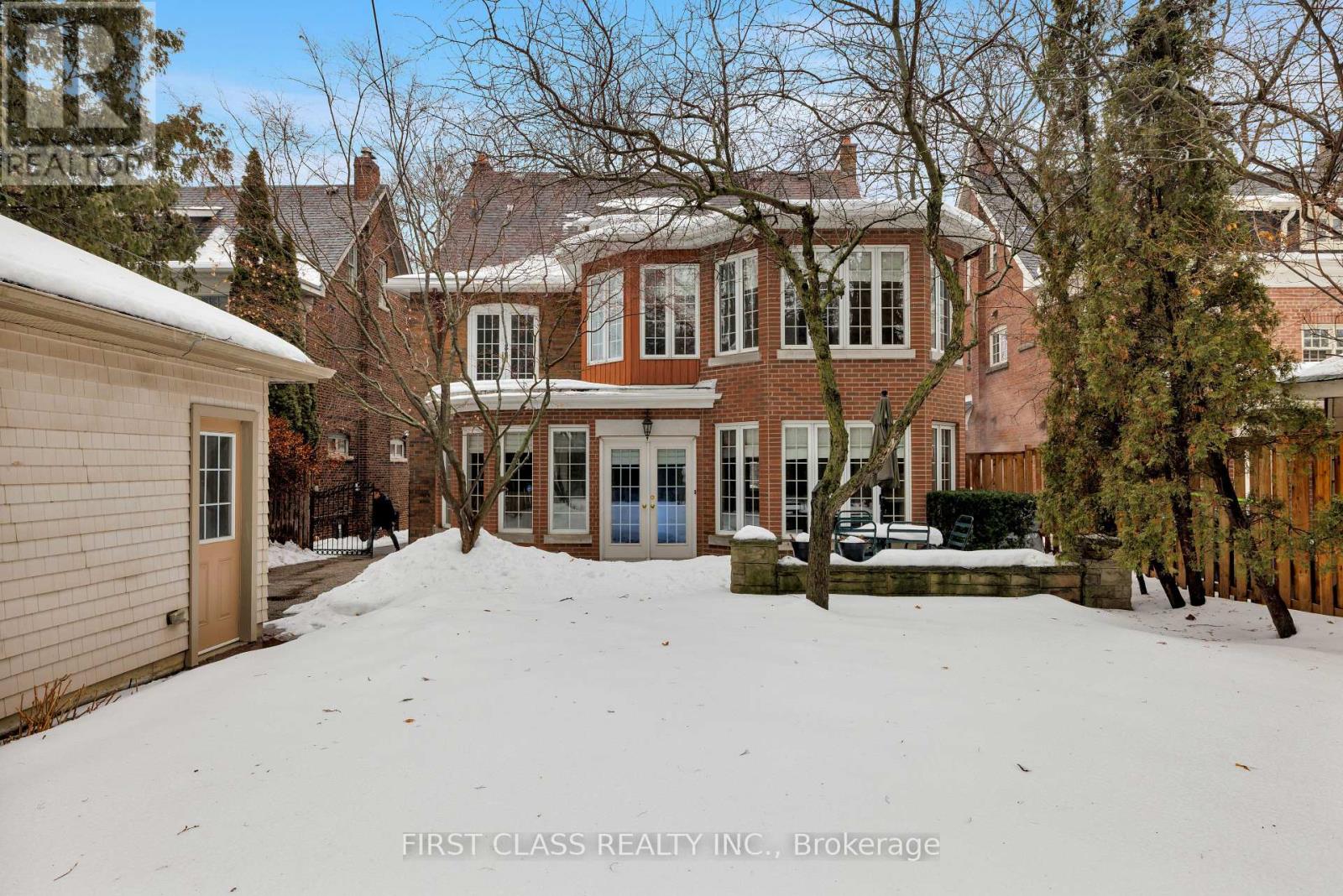 80 Douglas Drive, Toronto, Ontario  M4W 2B4 - Photo 45 - C12810510