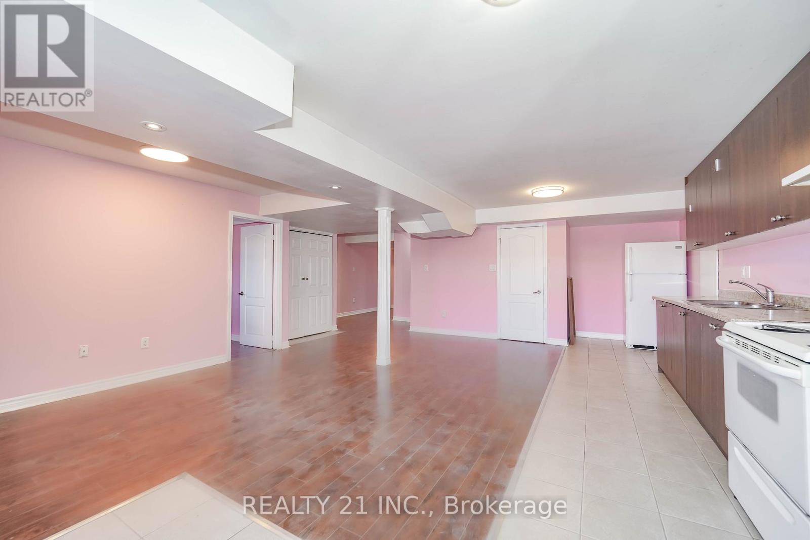 54 Tysonville Circle, Brampton, Ontario  L7A 4B1 - Photo 32 - W12810514