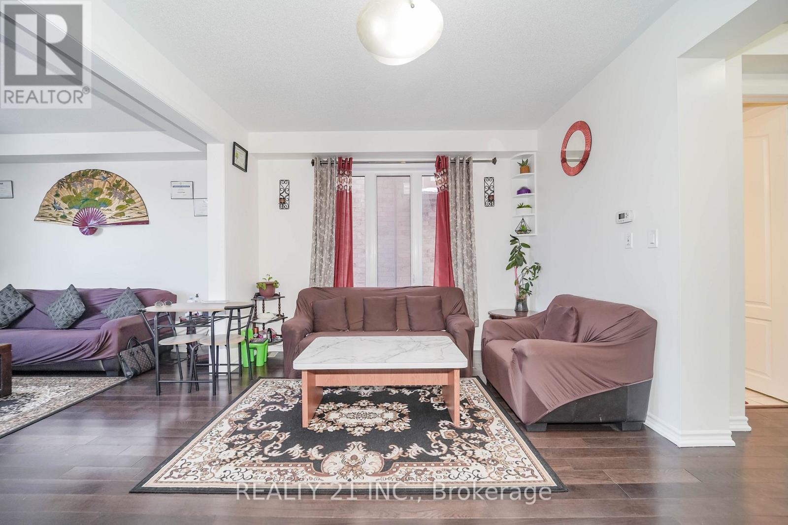 54 Tysonville Circle, Brampton, Ontario  L7A 4B1 - Photo 9 - W12810514