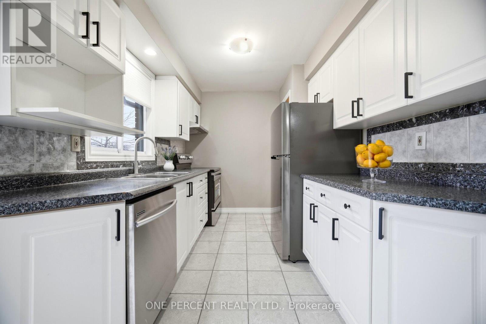 85 Kenora Avenue, Hamilton, Ontario  L8E 1C3 - Photo 14 - X12810502