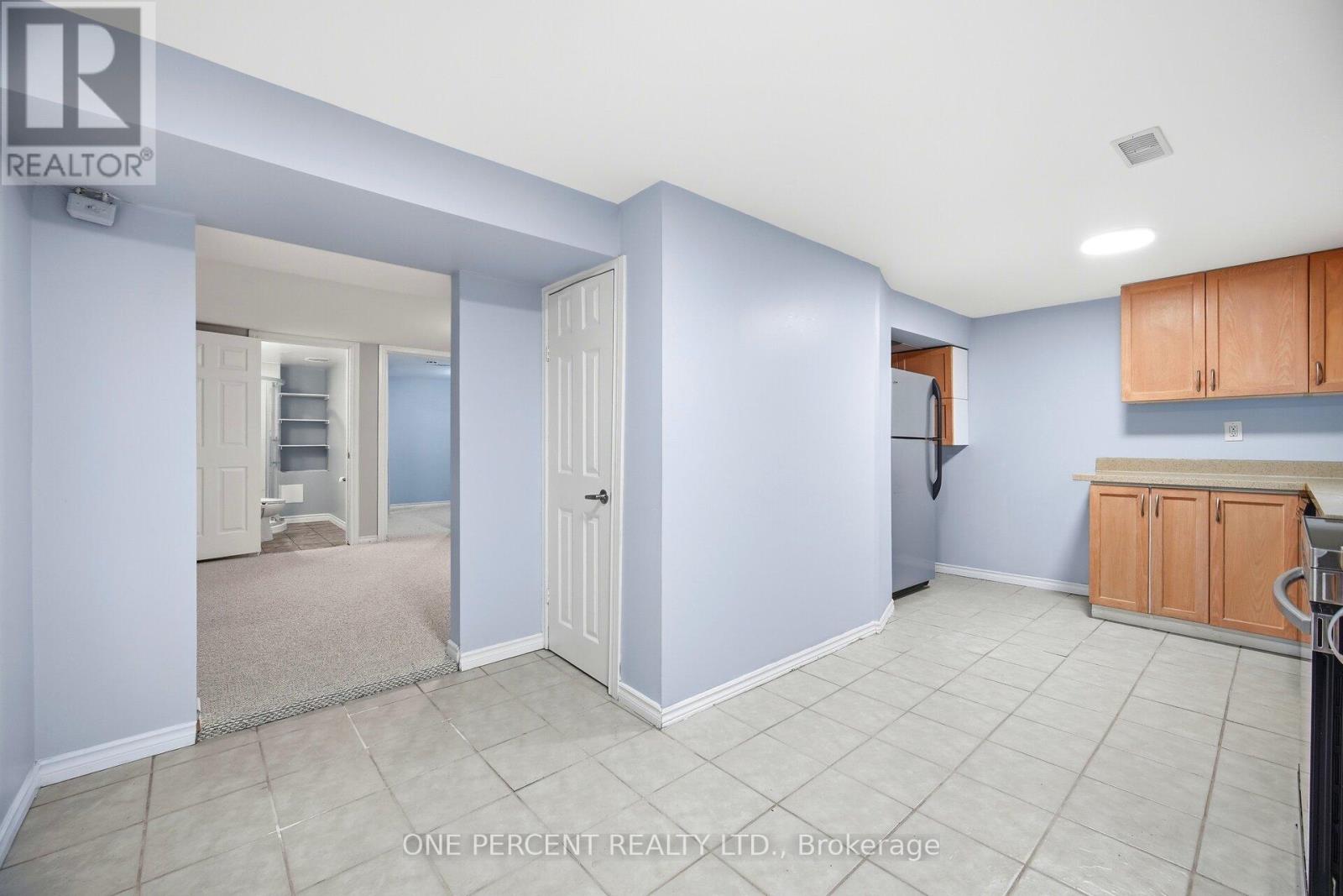 85 Kenora Avenue, Hamilton, Ontario  L8E 1C3 - Photo 32 - X12810502