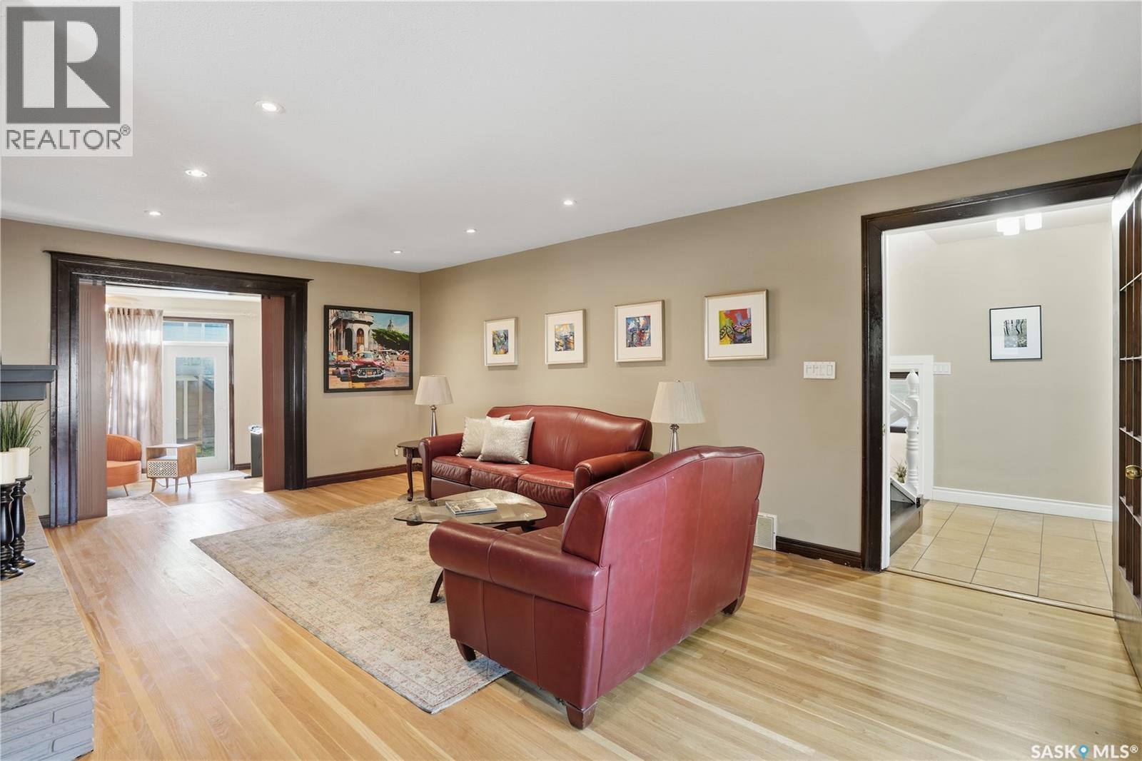 2807 Assiniboine Avenue, Regina, Saskatchewan  S4S 1E2 - Photo 9 - SK020641