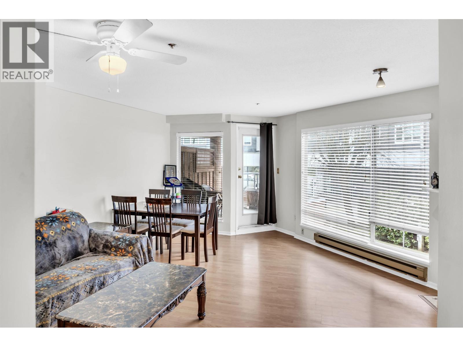 212 6939 GILLEY AVENUE, Burnaby, British Columbia