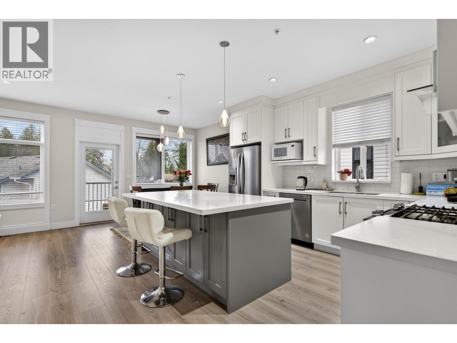 20180 Stanton Avenue, Maple Ridge, British Columbia  V2X 0E4 - Photo 9 - R3086455