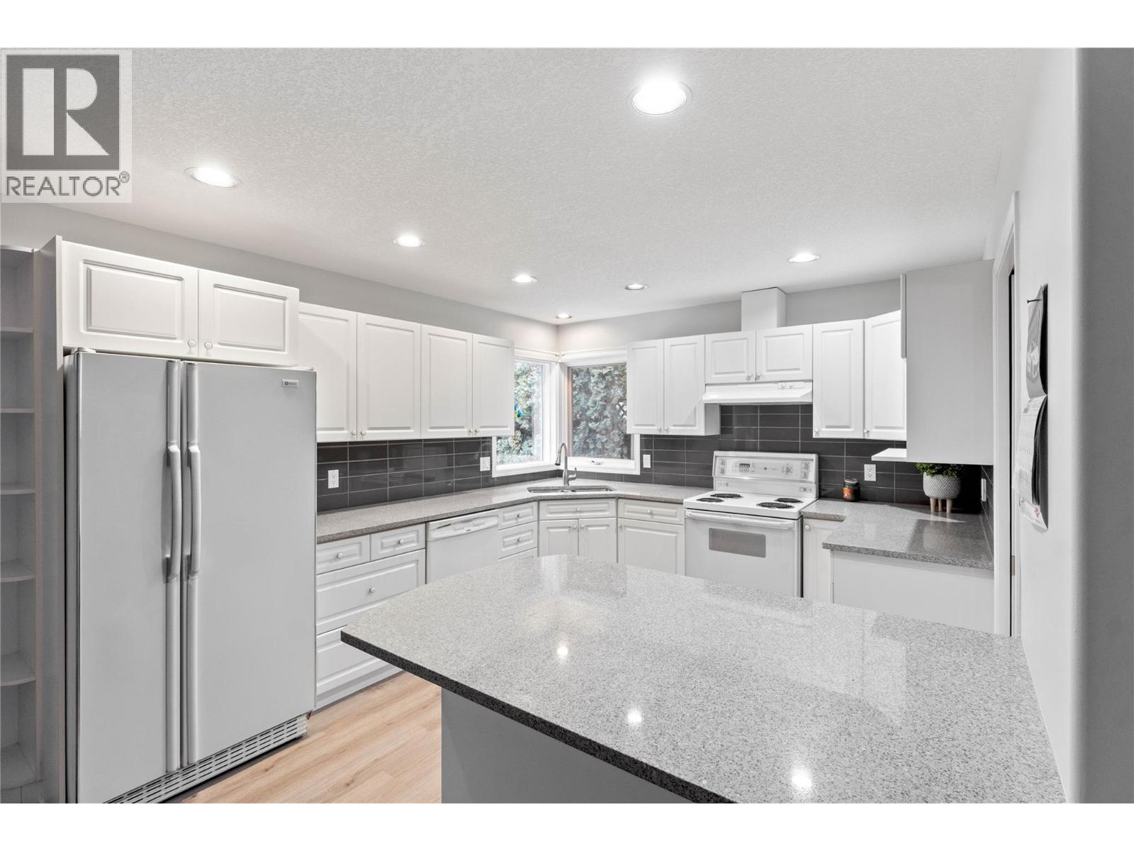 1869 MCKINLEY Court Kamloops Photo 4