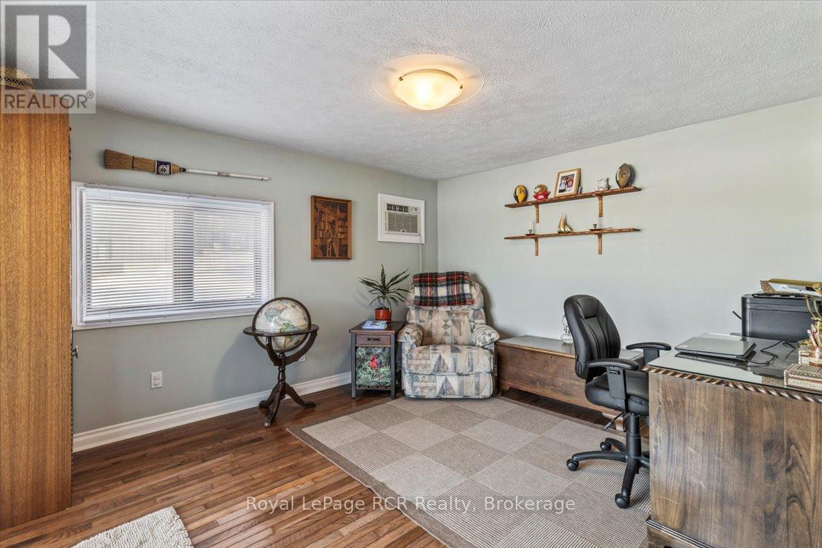 119 Kingston Drive, West Grey, Ontario  N0G 1S0 - Photo 20 - X12810564