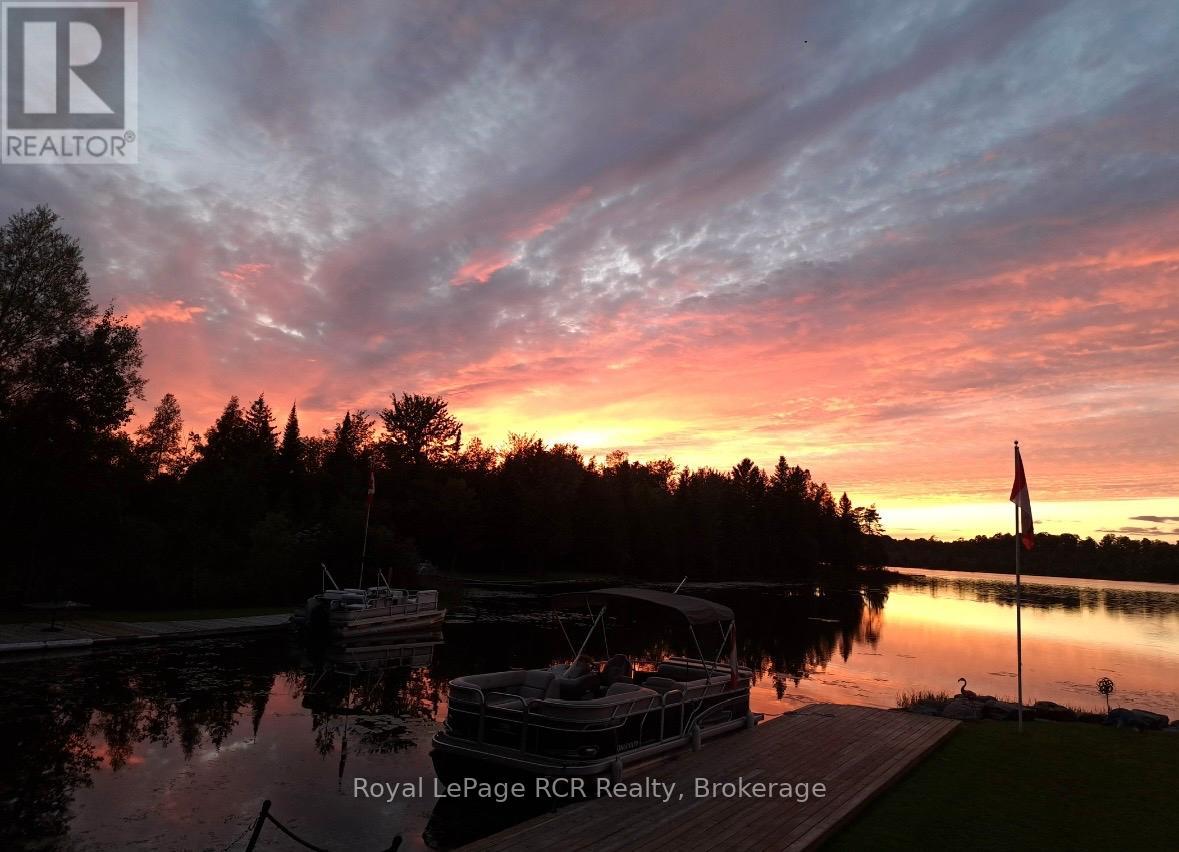 119 Kingston Drive, West Grey, Ontario  N0G 1S0 - Photo 47 - X12810564