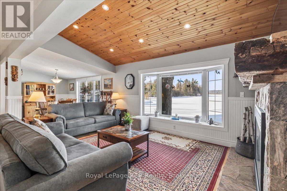 119 Kingston Drive, West Grey, Ontario  N0G 1S0 - Photo 9 - X12810564