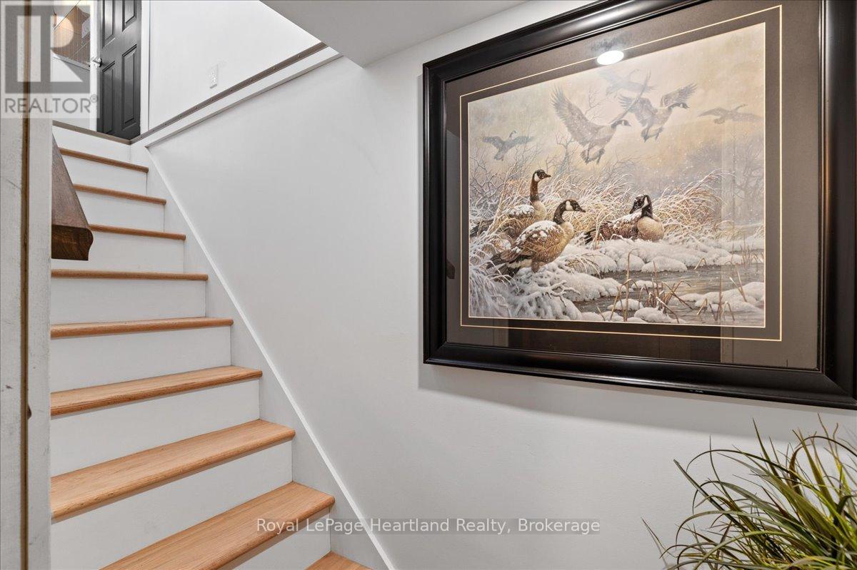 77 Chalk Street N, Huron East (Seaforth), Ontario  N0K 1W0 - Photo 36 - X12810574