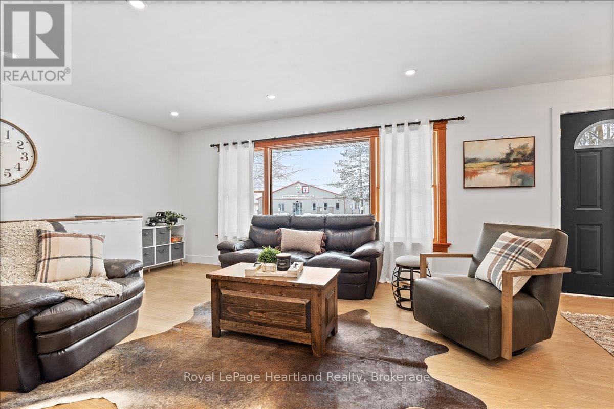 77 Chalk Street N, Huron East (Seaforth), Ontario  N0K 1W0 - Photo 6 - X12810574