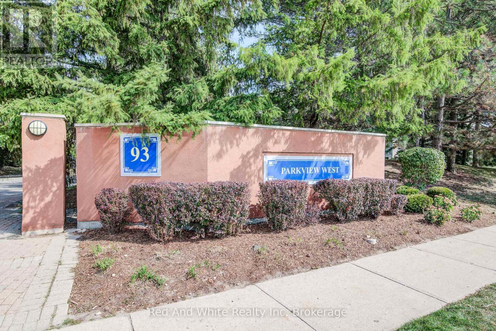 206 - 93 Westwood Road, Guelph (Willow West/sugarbush/west Acres), Ontario  N1H 7J7 - Photo 2 - X12810578