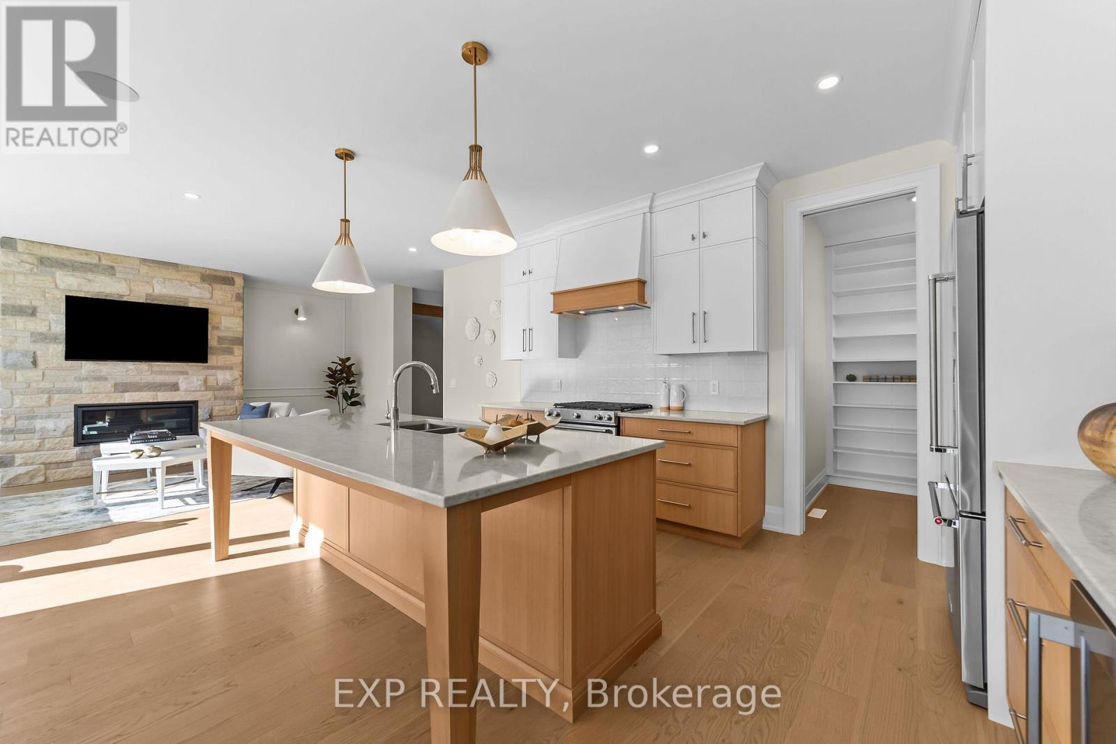 6881 Heathwoods Avenue, London South, Ontario  N6P 1H5 - Photo 3 - X12803932