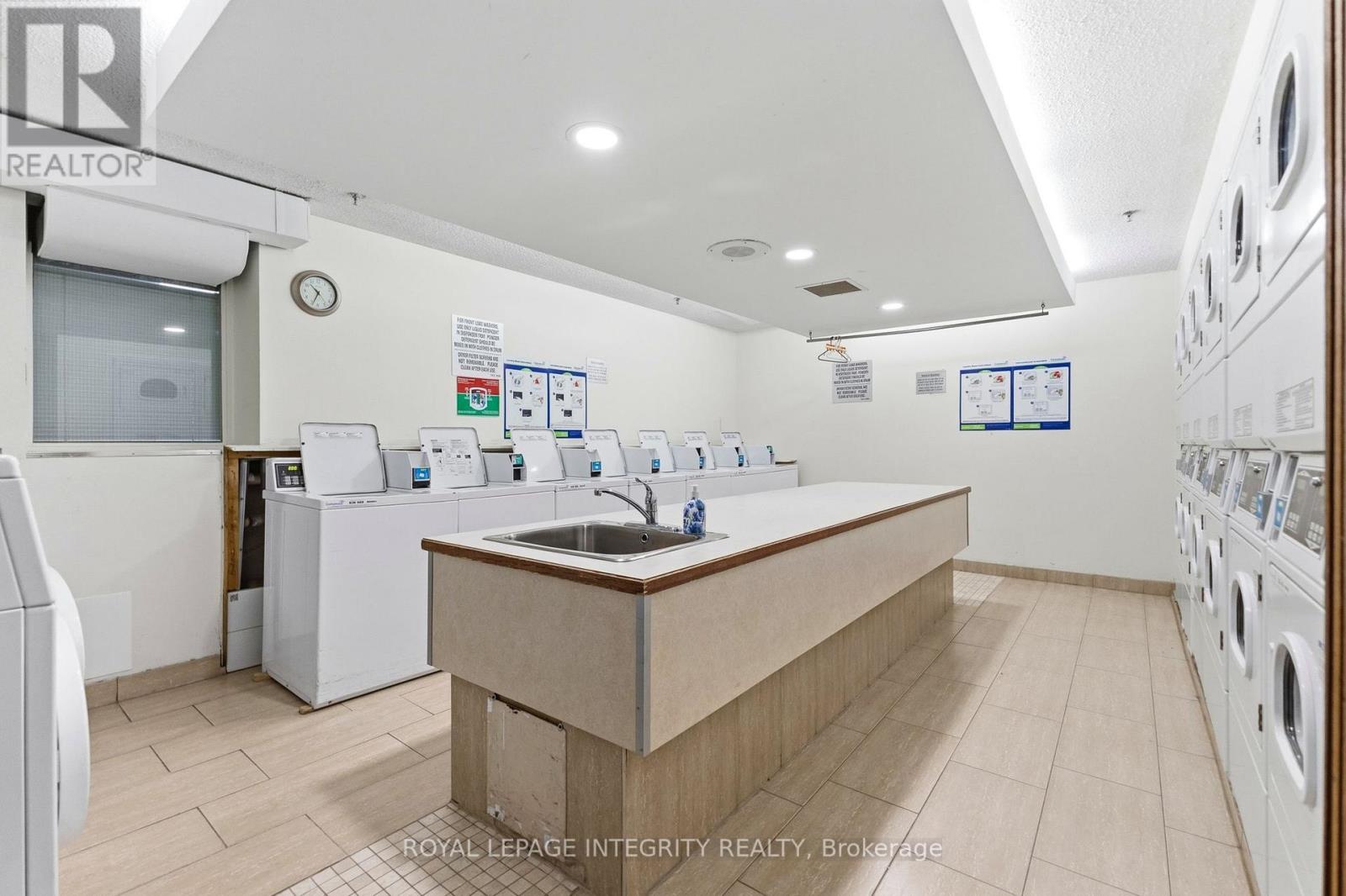 510 - 415 Greenview Avenue, Ottawa, Ontario  K2B 8G5 - Photo 24 - X12803608