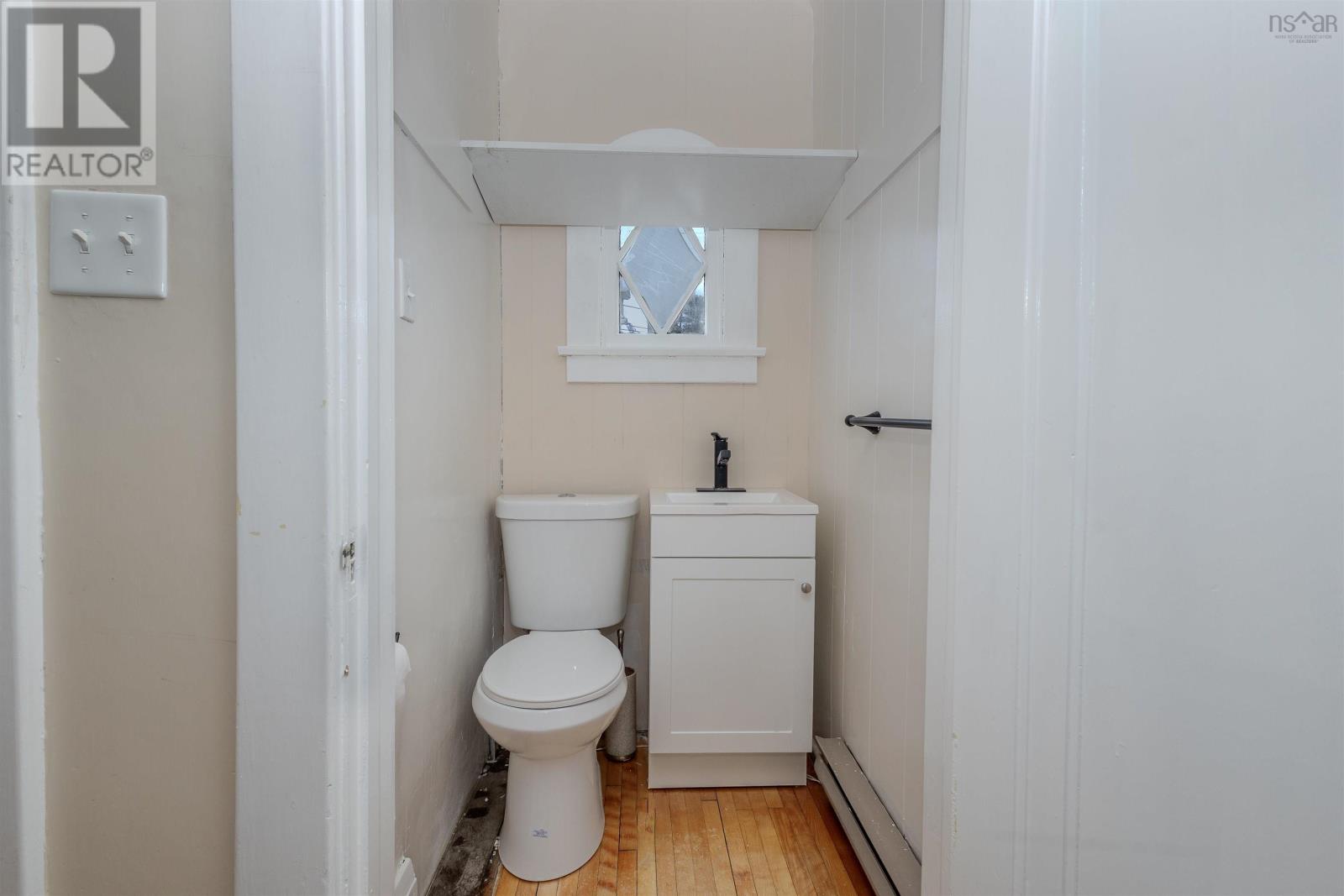 194 Park Street, Sydney, Nova Scotia  B1P 4W8 - Photo 11 - 202603200