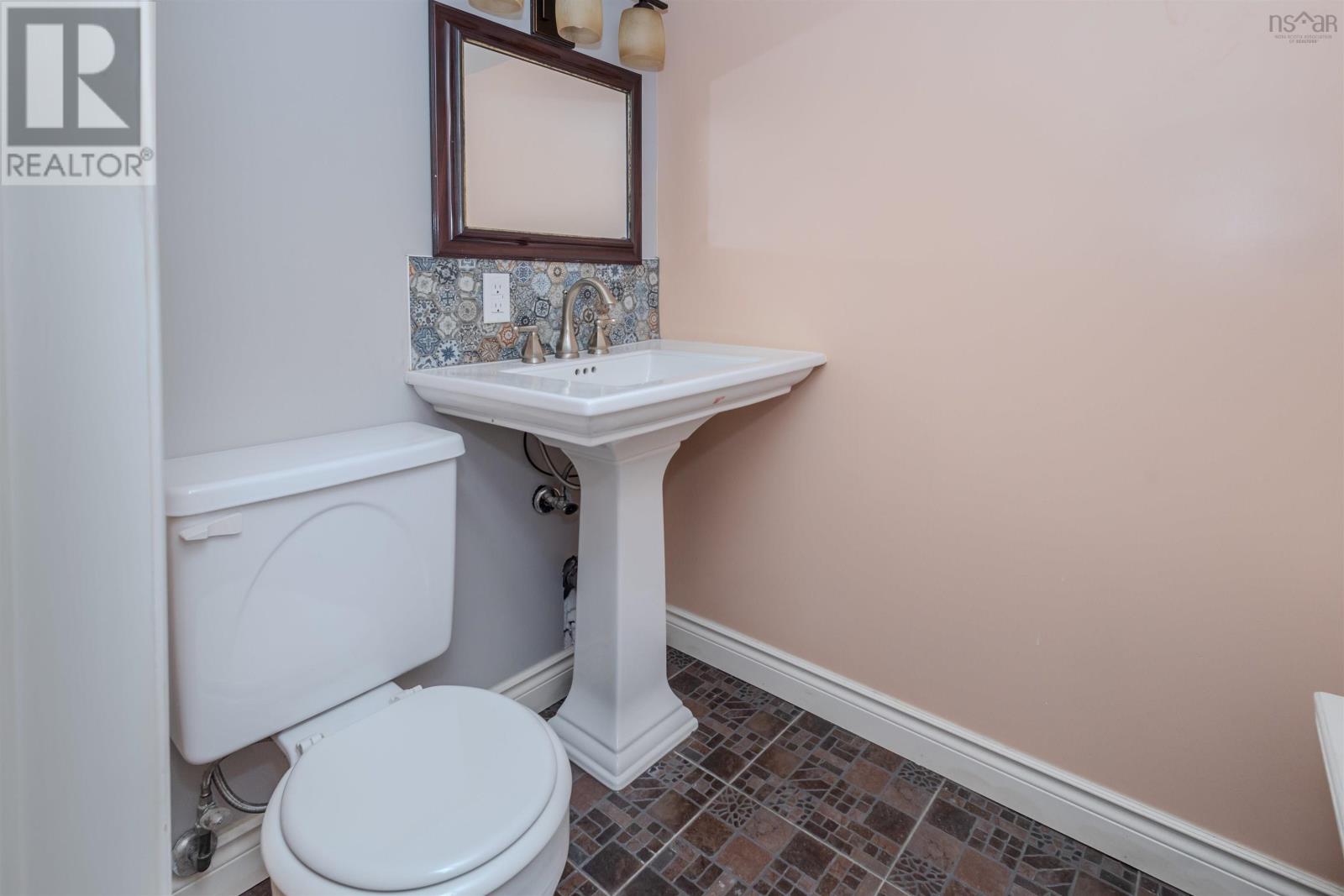 194 Park Street, Sydney, Nova Scotia  B1P 4W8 - Photo 35 - 202603200