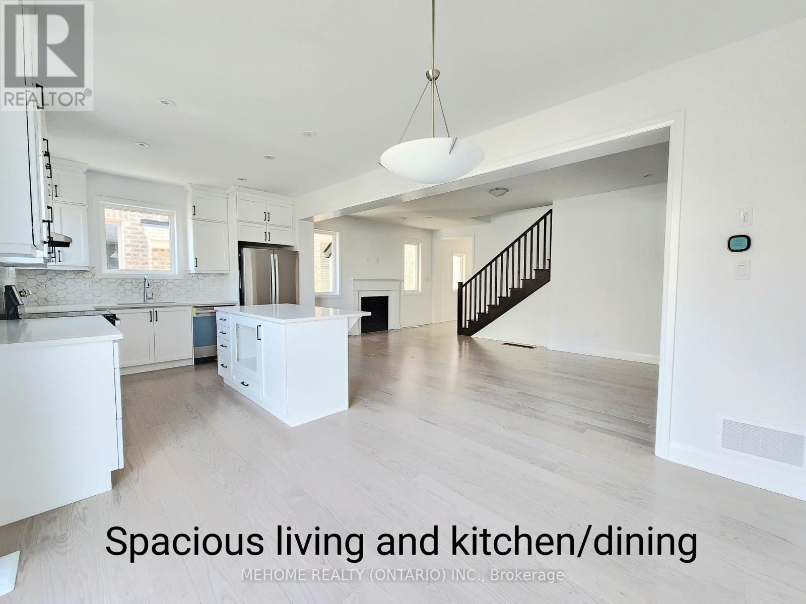 7 Hammermeister Street, Kitchener, Ontario  N2R 0T2 - Photo 3 - X12773868