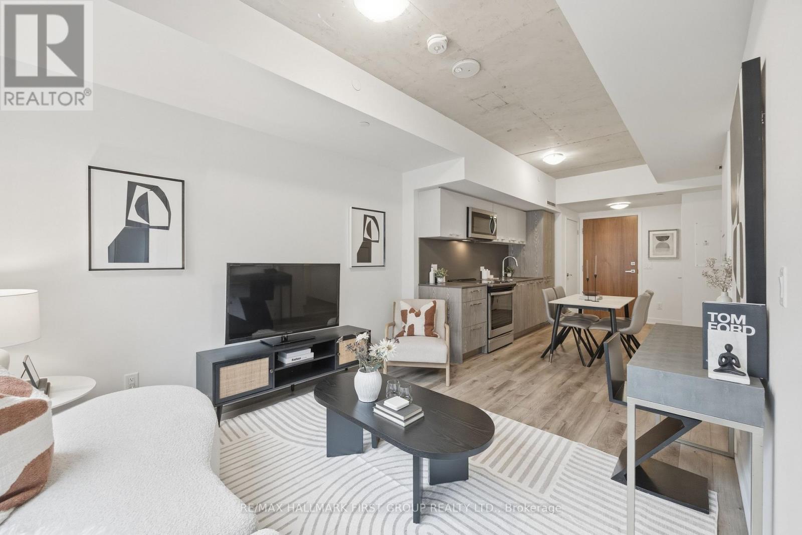 Unit 716 - 30 Baseball Place, Toronto, Ontario  M4M 0E8 - Photo 1 - E12810576