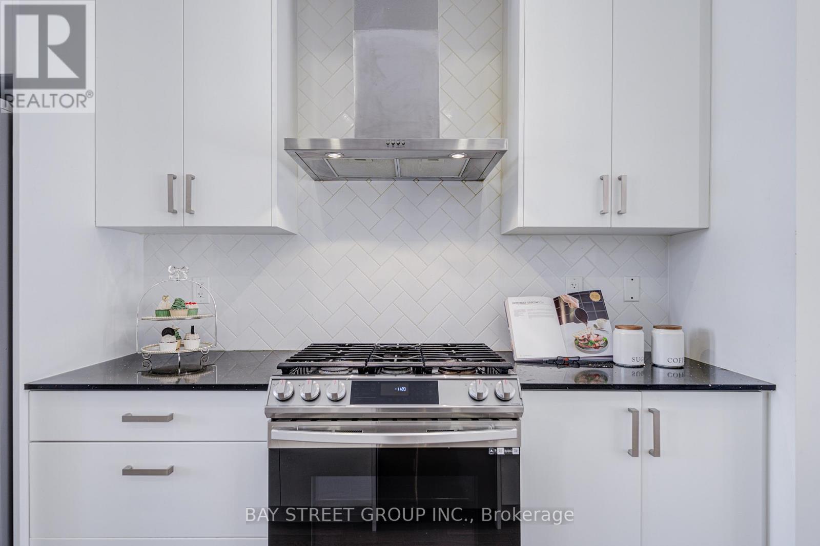 51 Credit Lane, Richmond Hill, Ontario L4E 1G9 - Photo 21 - N12810548