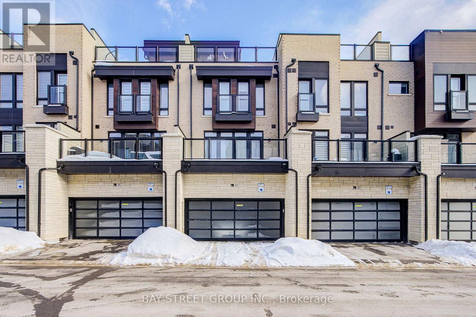 51 Credit Lane, Richmond Hill, Ontario L4E 1G9 - Photo 4 - N12810548