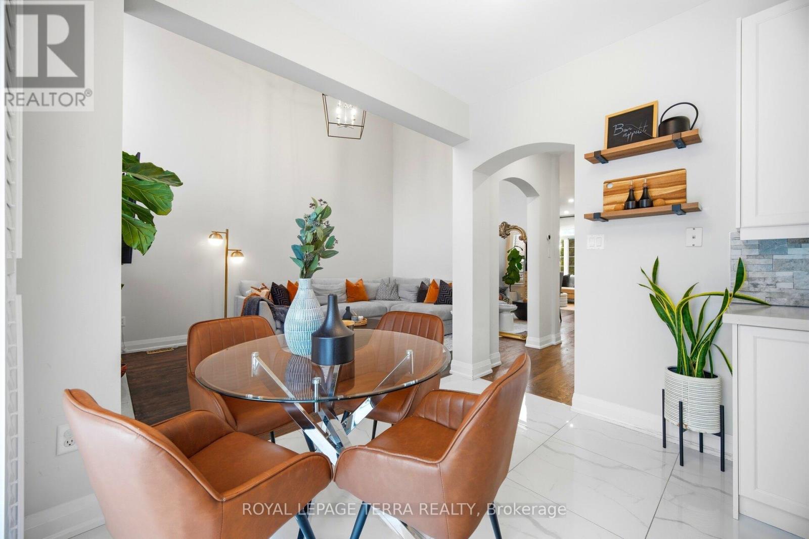 19 Scarlett Trail, Vaughan, Ontario  L4H 2R2 - Photo 18 - N12810550