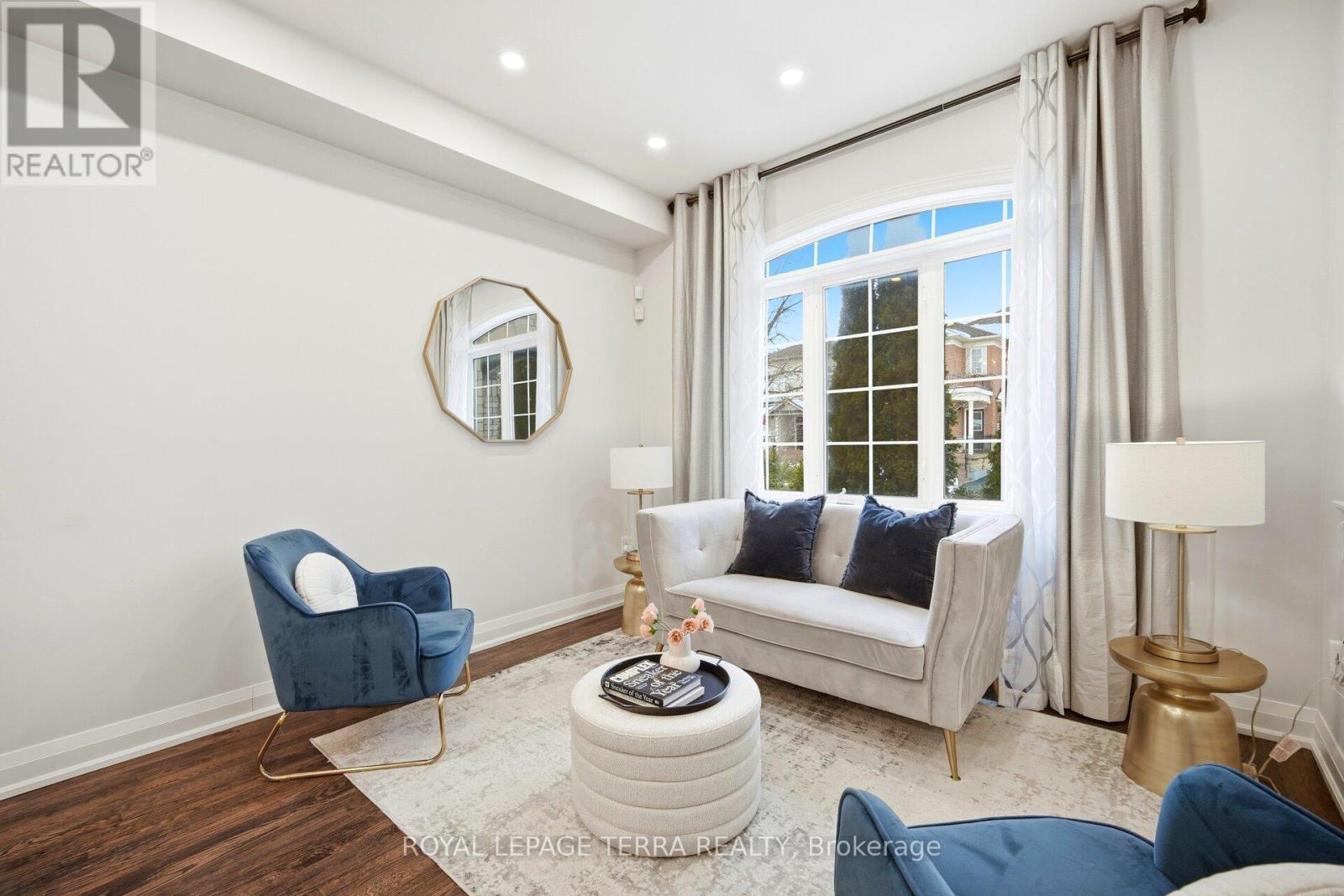 19 Scarlett Trail, Vaughan, Ontario  L4H 2R2 - Photo 7 - N12810550