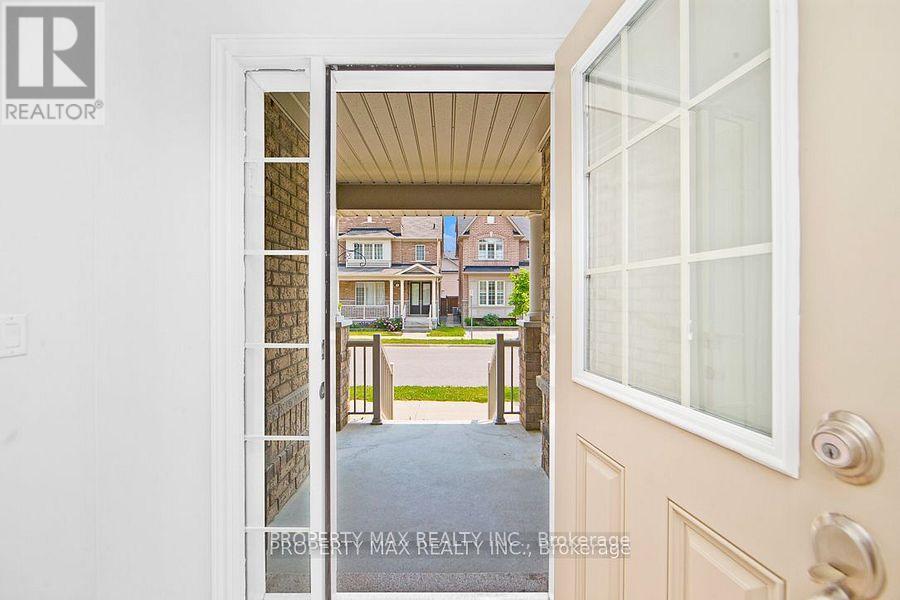 20 Toulouse Court, Markham, Ontario  L6B 1J5 - Photo 2 - N12810558