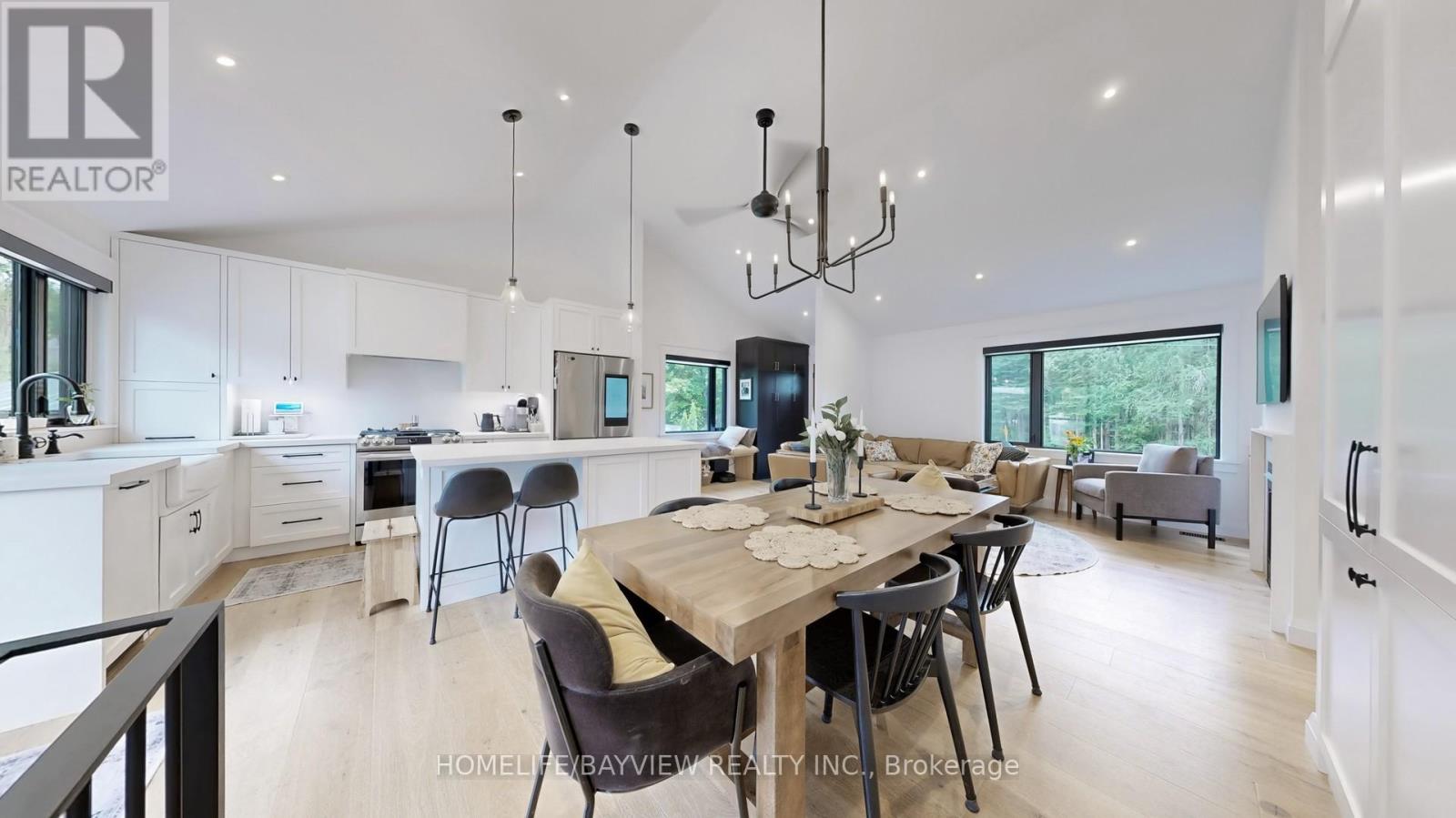 1371 Gill Road, Springwater, Ontario  L9X 1M3 - Photo 10 - S12810582