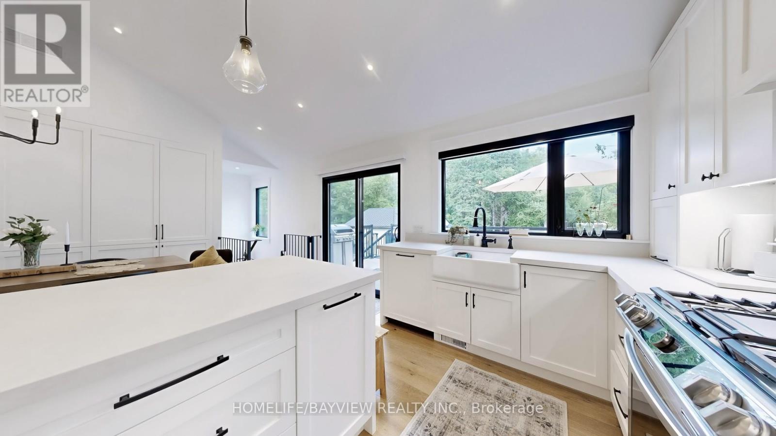 1371 Gill Road, Springwater, Ontario  L9X 1M3 - Photo 13 - S12810582