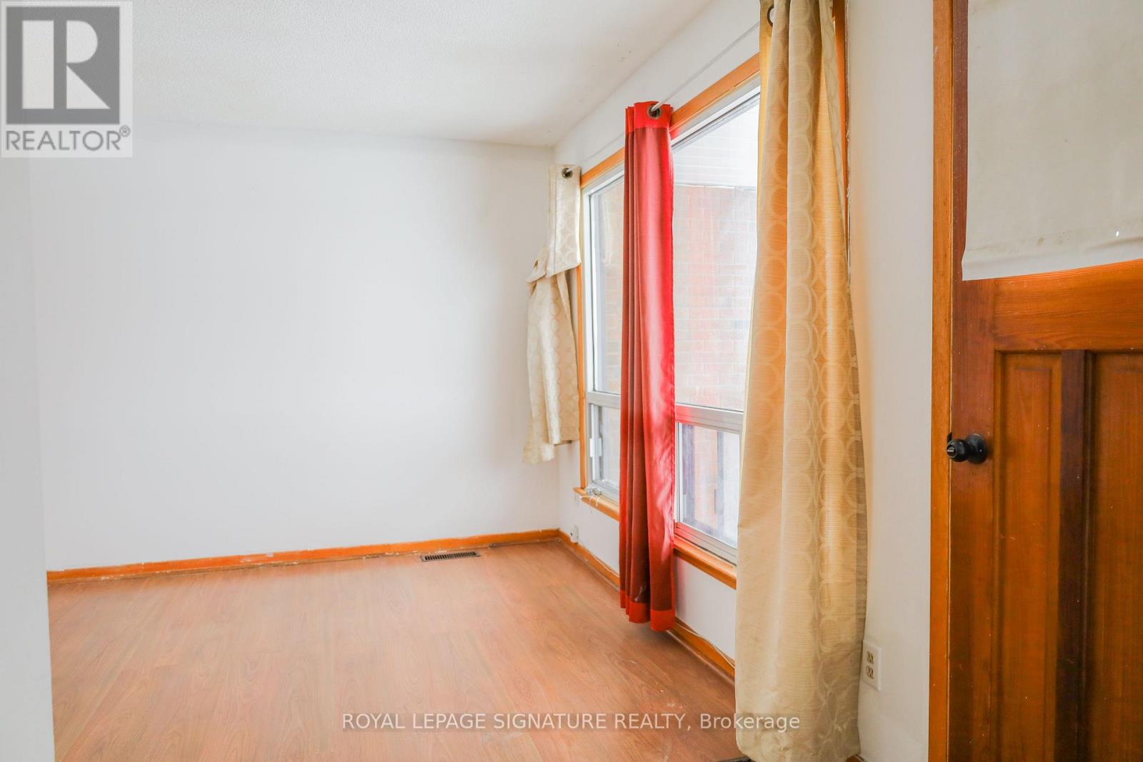 Upper - 35 Jellicoe Crescent, Brampton (Northgate), Ontario  L6S 3H7 - Photo 3 - W12810586