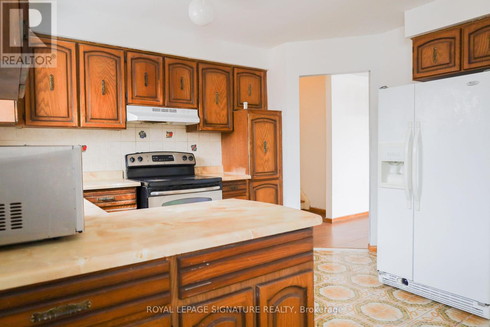 Upper - 35 Jellicoe Crescent, Brampton (Northgate), Ontario  L6S 3H7 - Photo 5 - W12810586