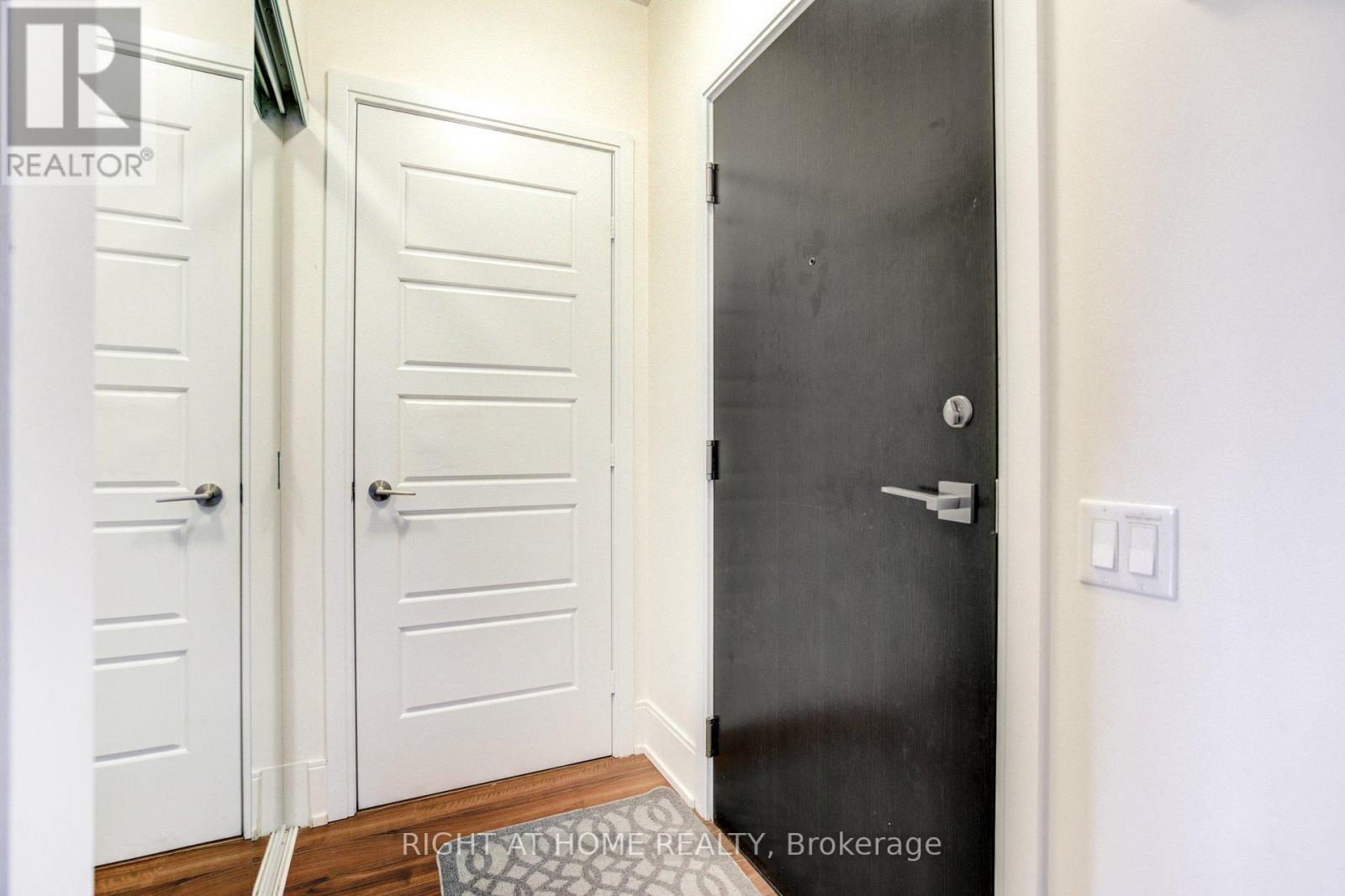 307 - 15 Viking Lane, Toronto, Ontario  M9B 0A4 - Photo 4 - W12810588