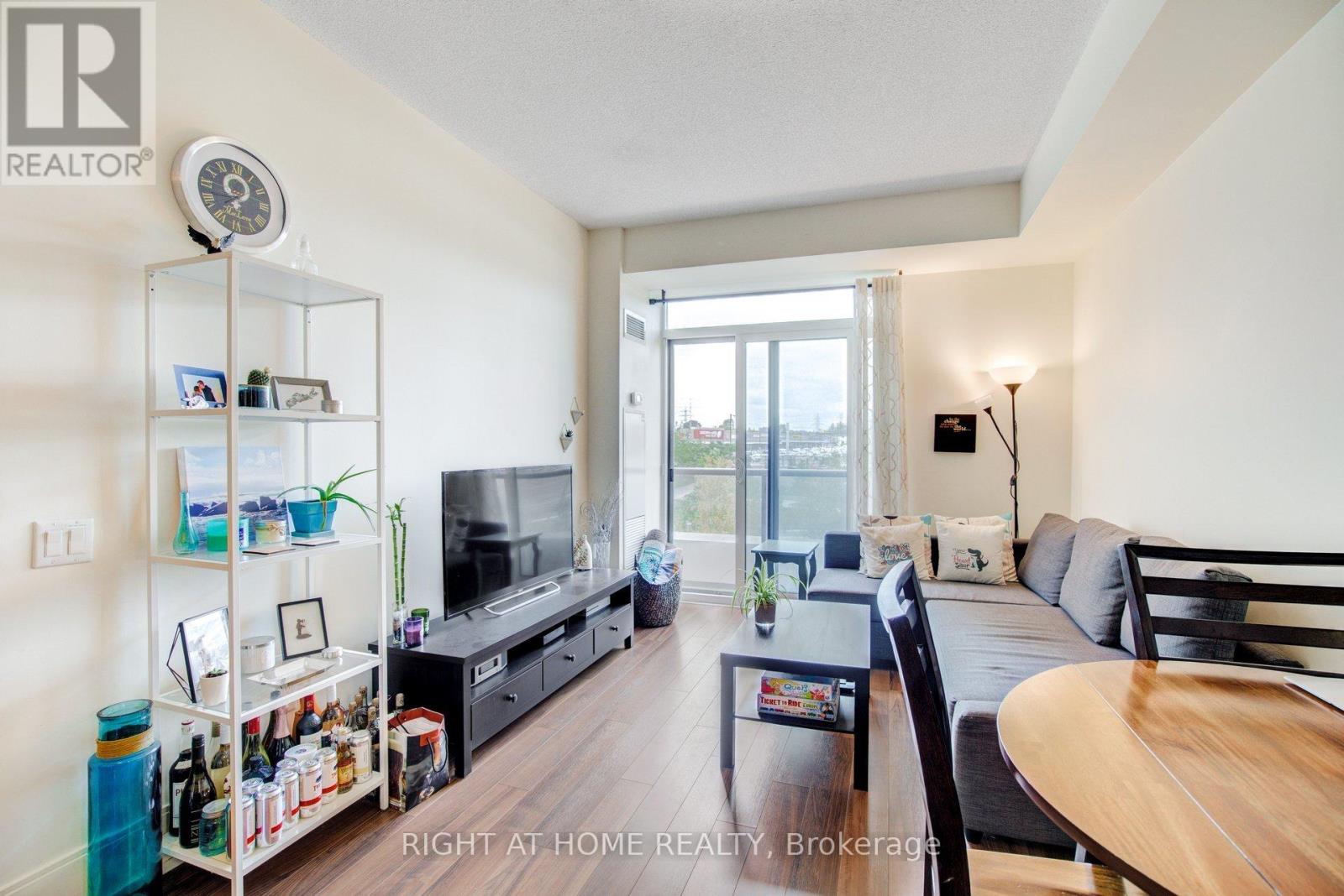 307 - 15 Viking Lane, Toronto, Ontario  M9B 0A4 - Photo 6 - W12810588