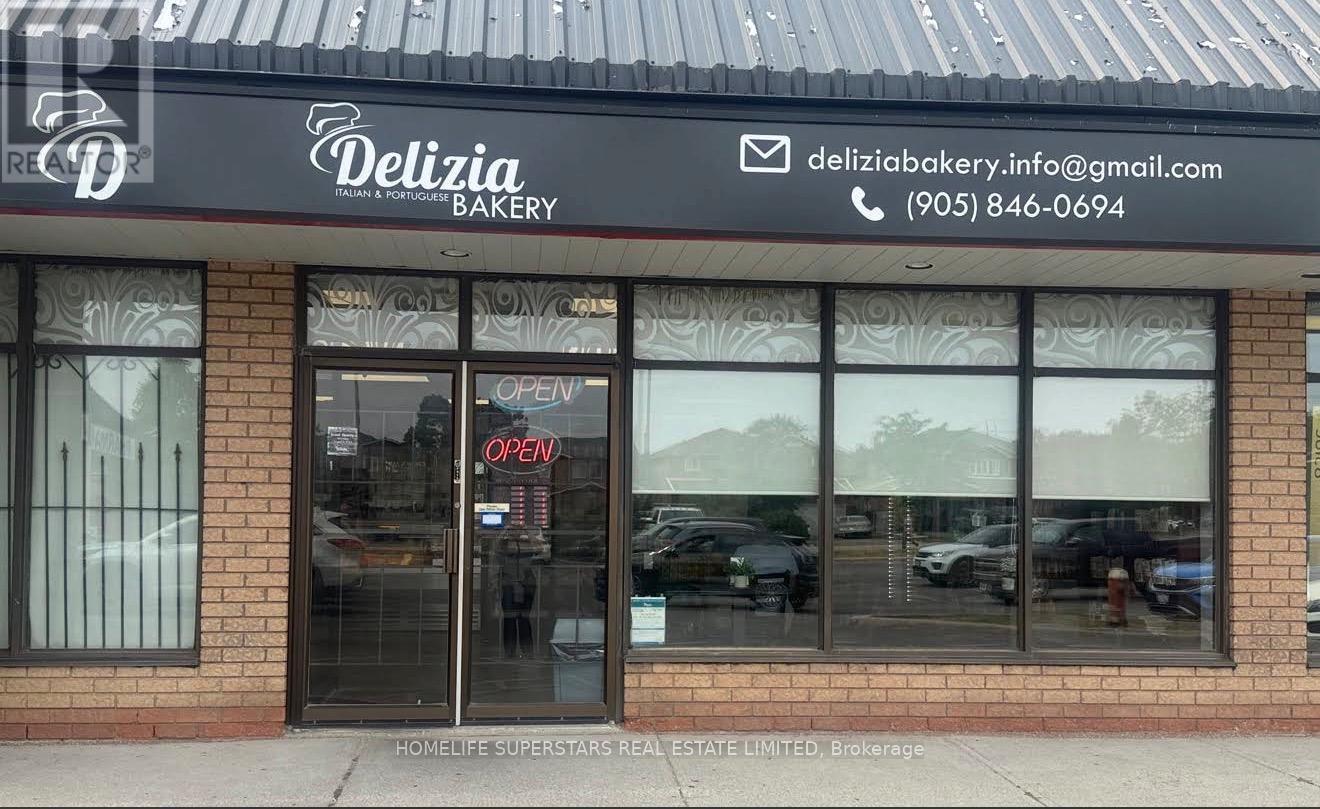 27 Ruth Avenue, Brampton (Heart Lake West), Ontario  L6Z 4R2 - Photo 1 - W12810590