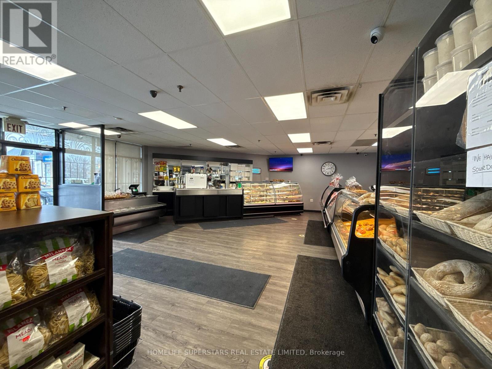 27 Ruth Avenue, Brampton (Heart Lake West), Ontario  L6Z 4R2 - Photo 27 - W12810590