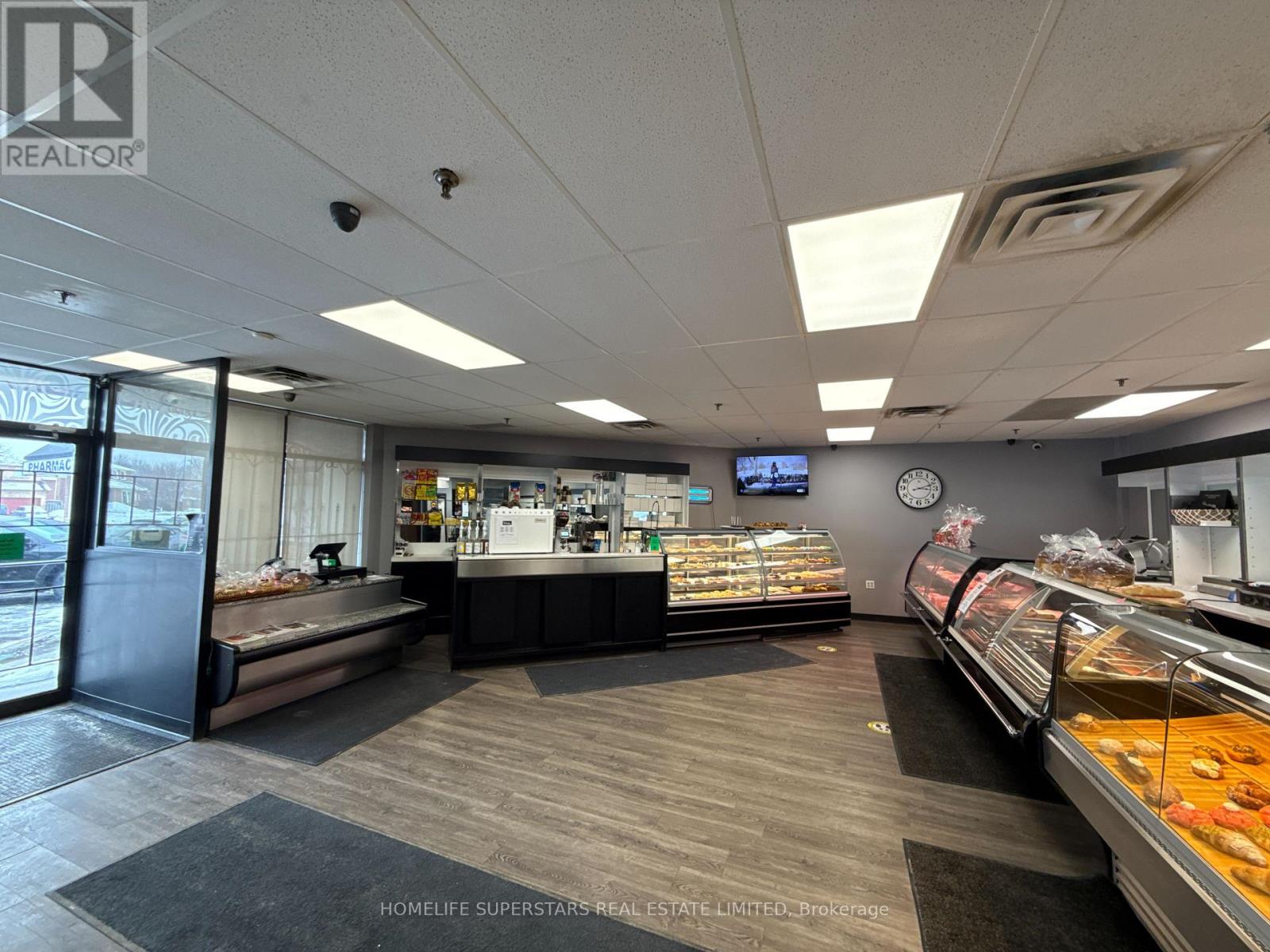 27 Ruth Avenue, Brampton (Heart Lake West), Ontario  L6Z 4R2 - Photo 31 - W12810590