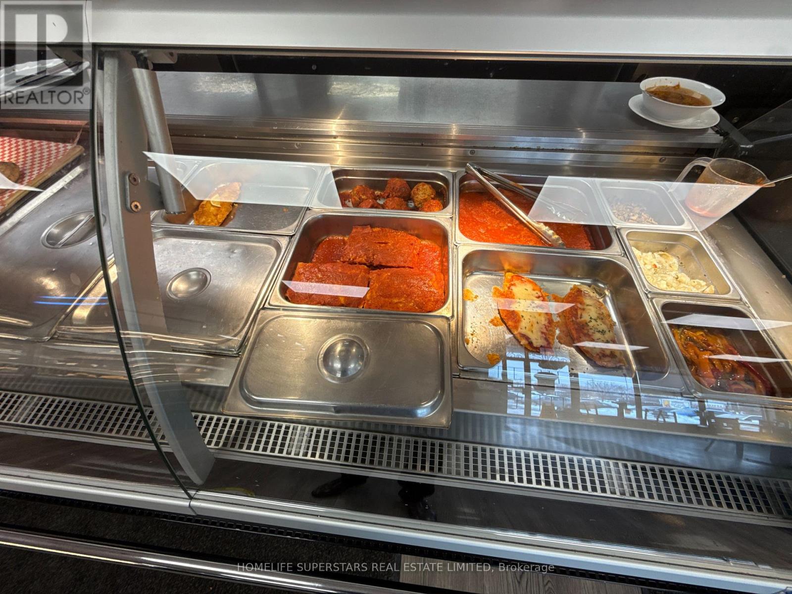 27 Ruth Avenue, Brampton (Heart Lake West), Ontario  L6Z 4R2 - Photo 37 - W12810590