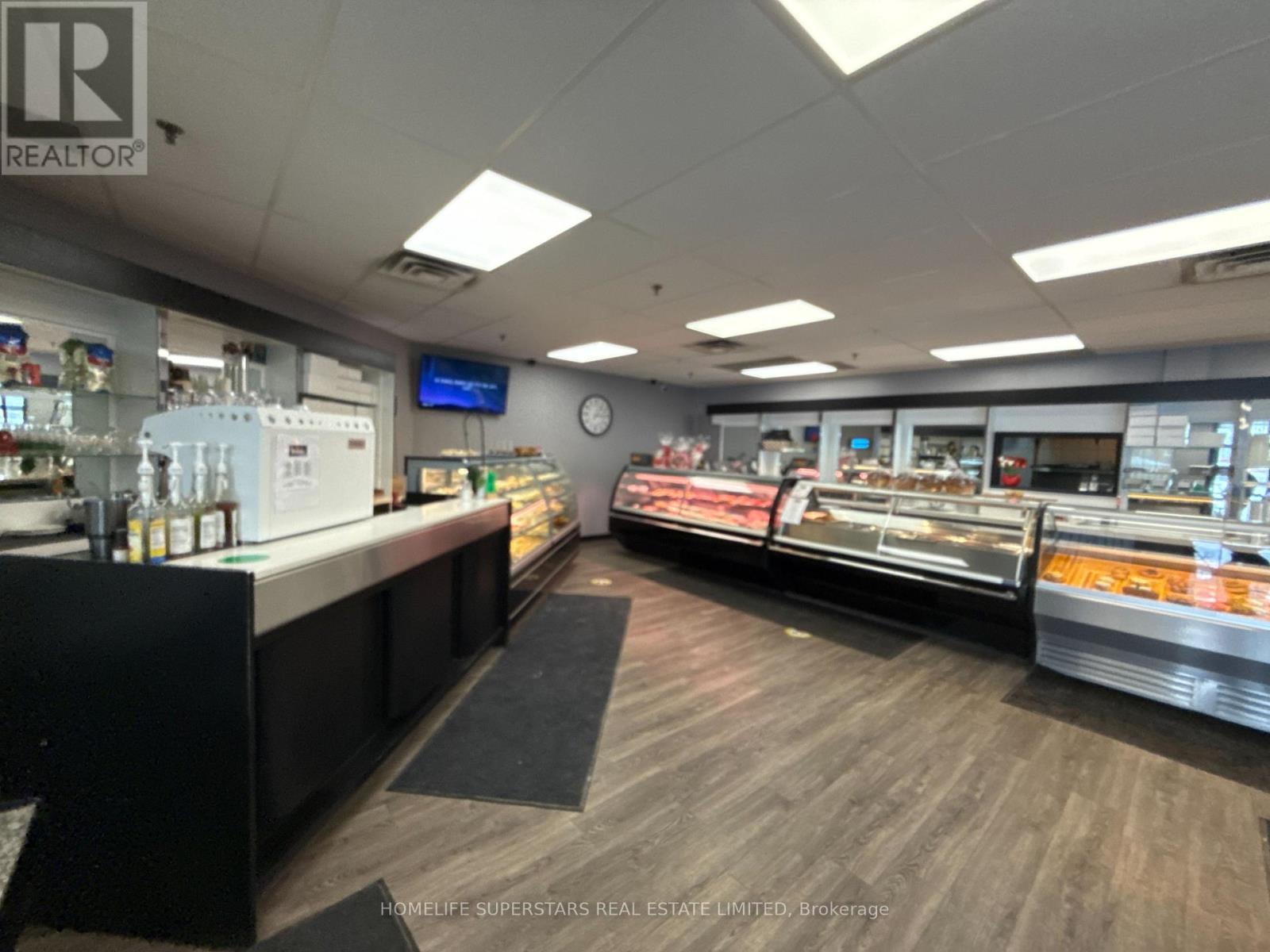 27 Ruth Avenue, Brampton (Heart Lake West), Ontario  L6Z 4R2 - Photo 38 - W12810590