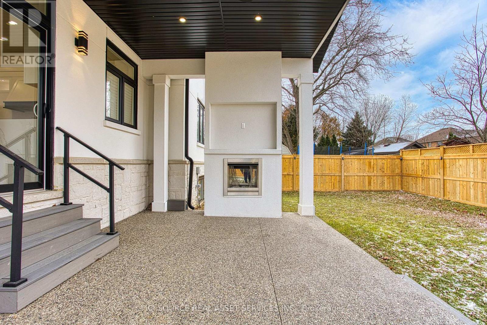 Upper Floors - 67 Creanona Boulevard, Hamilton, Ontario  L8E 5T2 - Photo 30 - X12692274