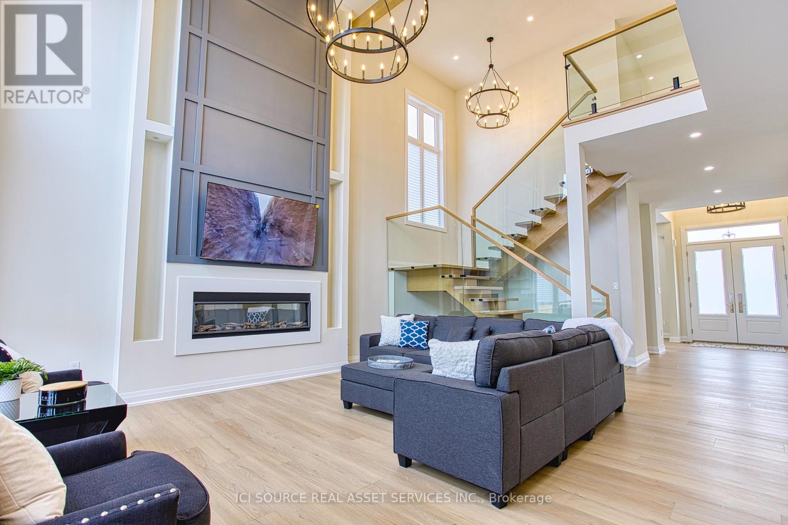 Upper Floors - 67 Creanona Boulevard, Hamilton, Ontario  L8E 5T2 - Photo 6 - X12692274