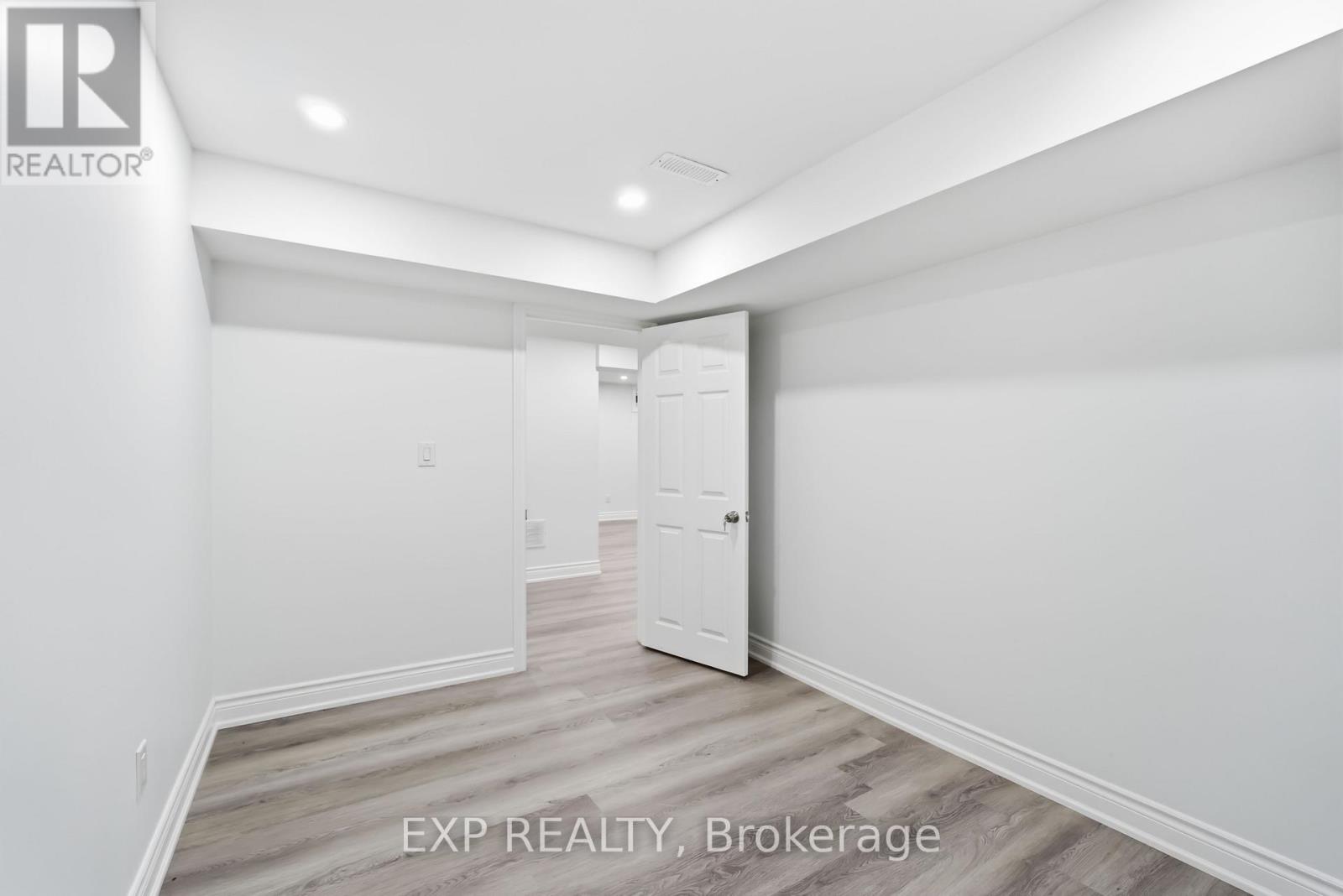 41 Keefer Road, Thorold, Ontario  L2V 4W5 - Photo 39 - X12810522