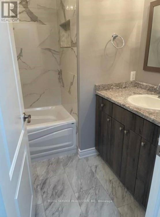 207 - 26 Spencer Street, Cobourg, Ontario  K9A 1C2 - Photo 11 - X12810650