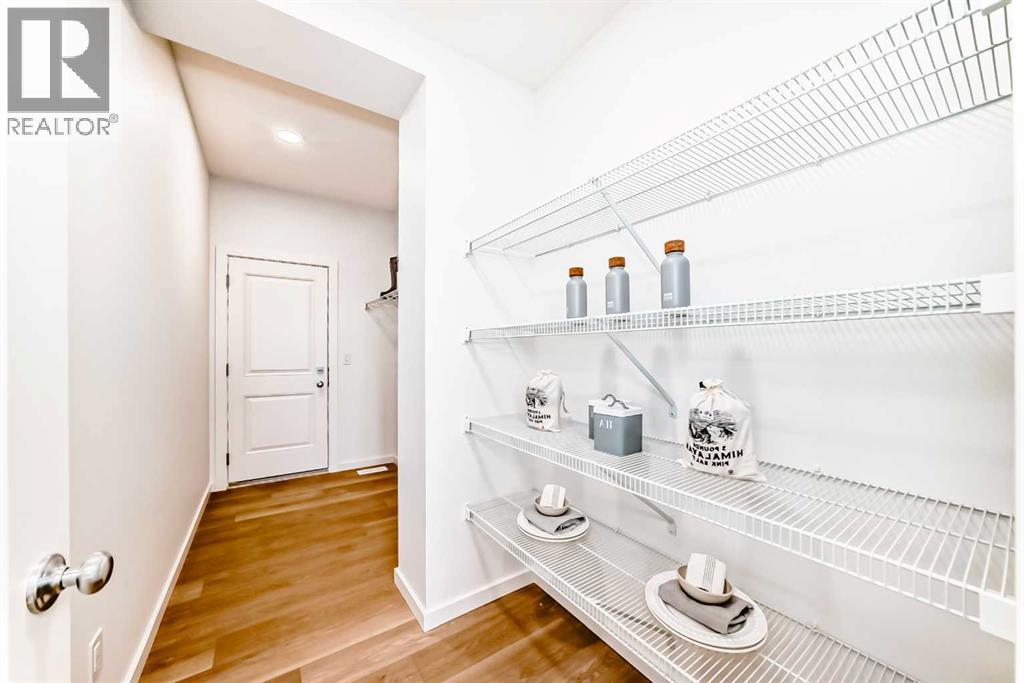 44 Creekside Path Sw, Calgary, Alberta  T2X 5W1 - Photo 17 - A2279491