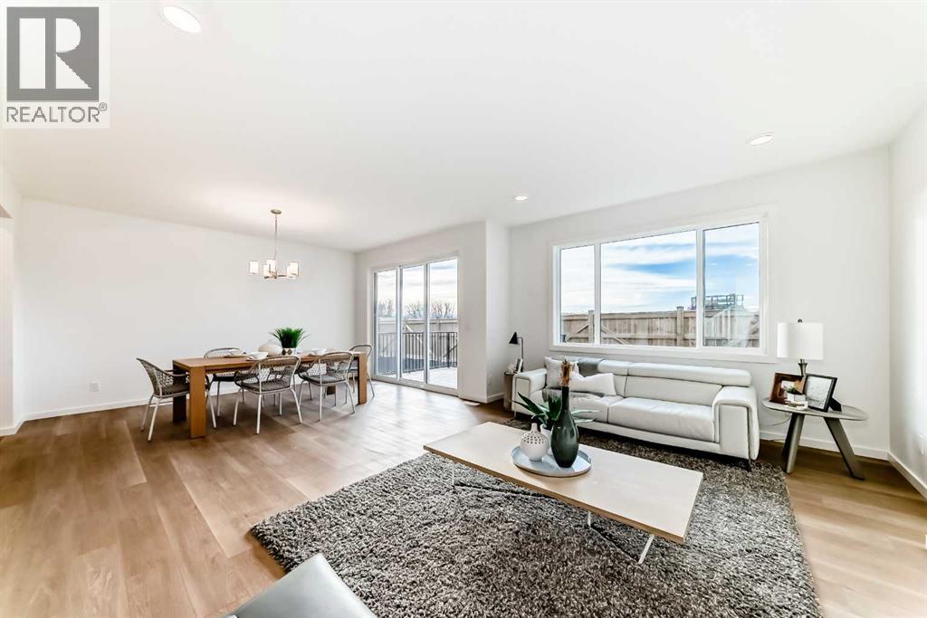 44 Creekside Path Sw, Calgary, Alberta  T2X 5W1 - Photo 3 - A2279491