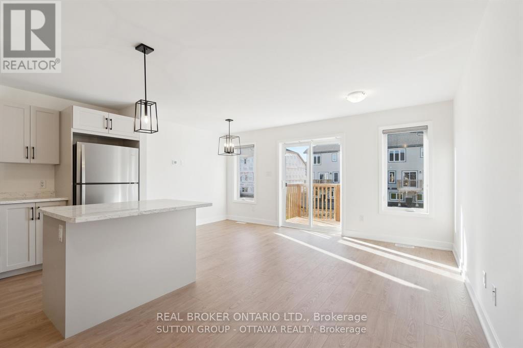 47 Staples Boulevard, Smiths Falls, Ontario  K7A 0B8 - Photo 23 - X12810654