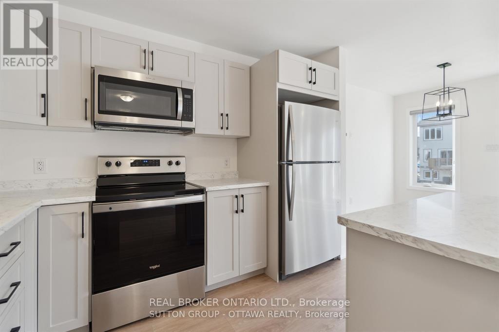 47 Staples Boulevard, Smiths Falls, Ontario  K7A 0B8 - Photo 4 - X12810654