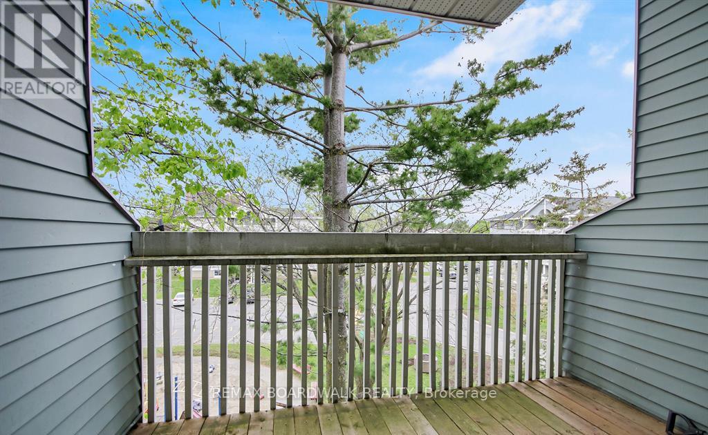 412 - 214 Viewmount Drive, Ottawa, Ontario  K2E 7X3 - Photo 11 - X12810660
