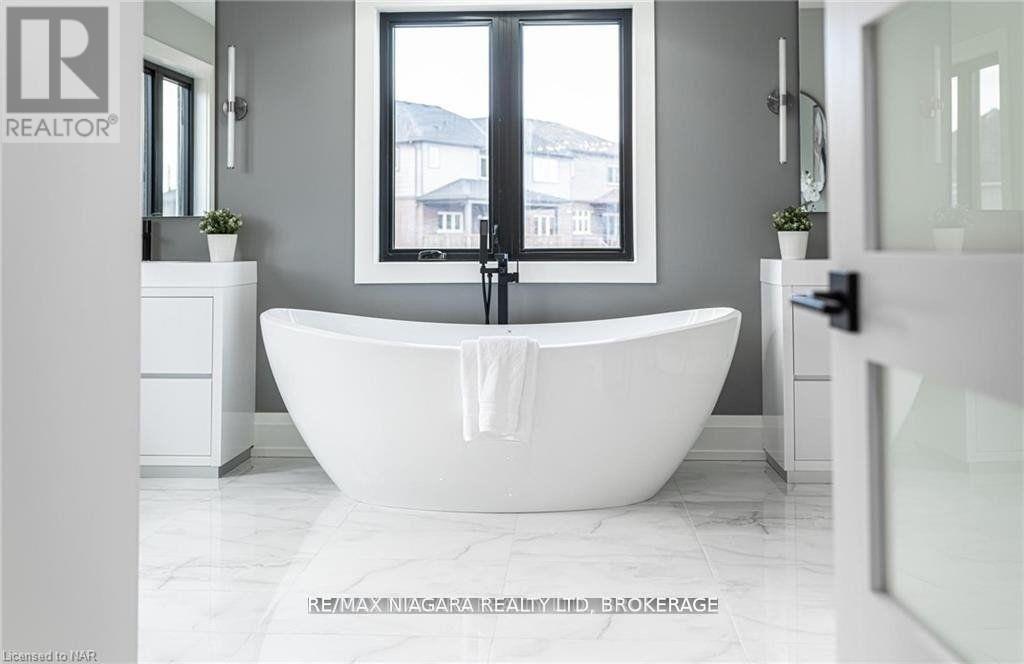 2782 Canadiana Court, Fort Erie, Ontario  L0S 1S0 - Photo 22 - X12810600