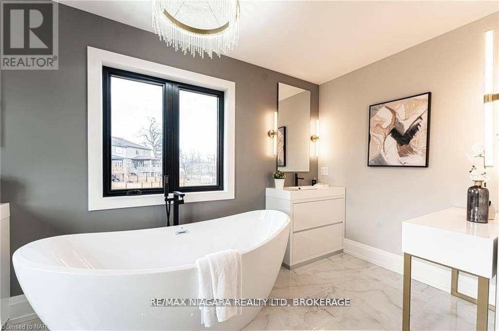 2782 Canadiana Court, Fort Erie, Ontario  L0S 1S0 - Photo 23 - X12810600