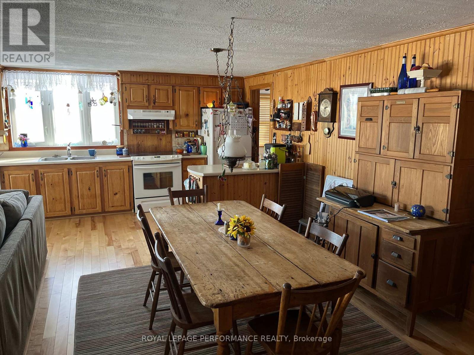 2110 Ste Anne Road, Champlain, Ontario  K0B 1K0 - Photo 11 - X12810612